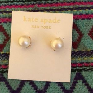 Kate Spade New York Gold pearl stud earrings